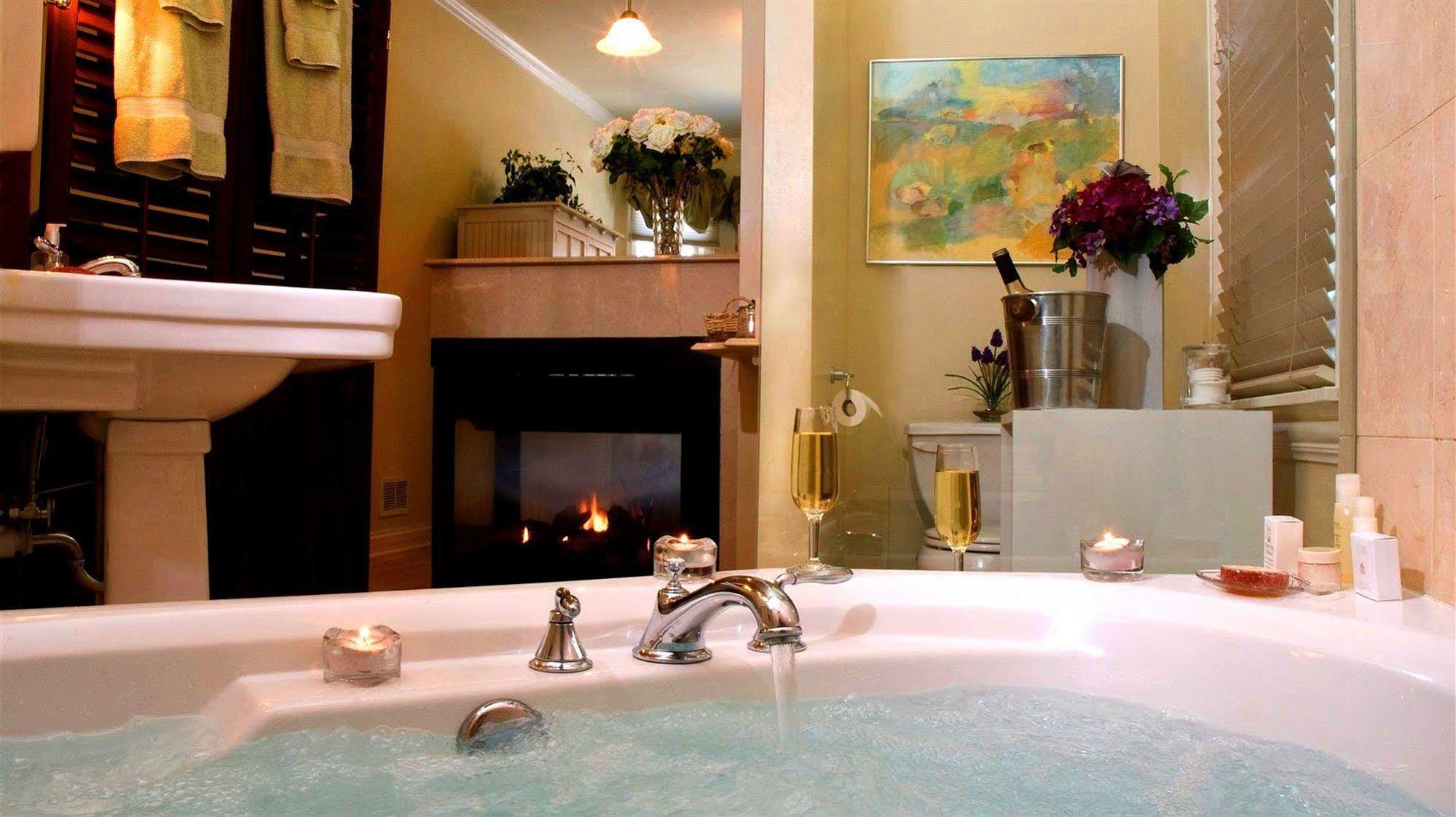 Harvey House Bed & Breakfast Oak Park Bagian luar foto