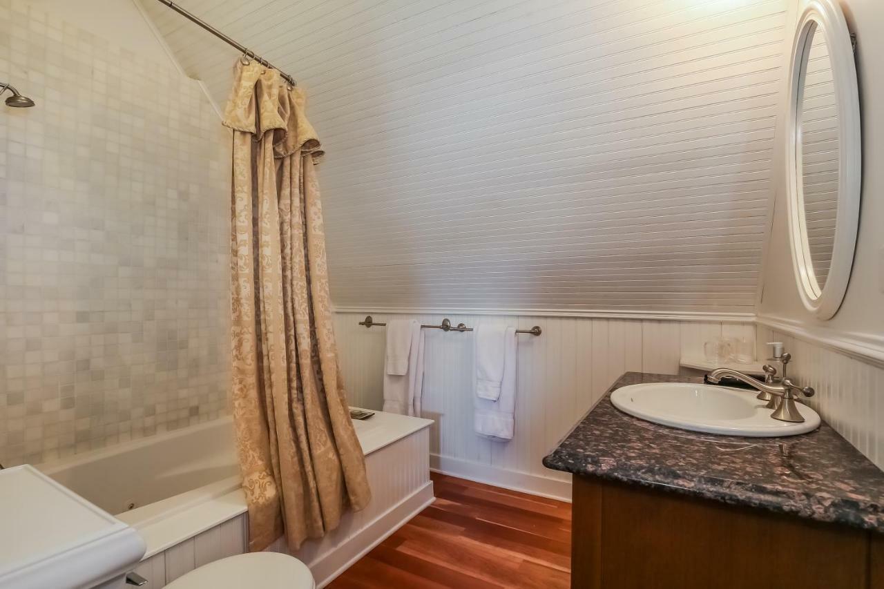 Harvey House Bed & Breakfast Oak Park Bagian luar foto