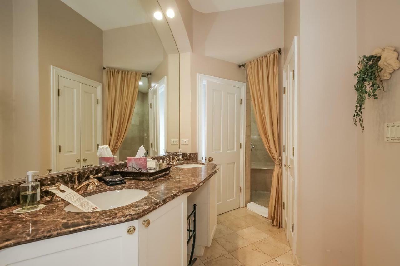 Harvey House Bed & Breakfast Oak Park Bagian luar foto